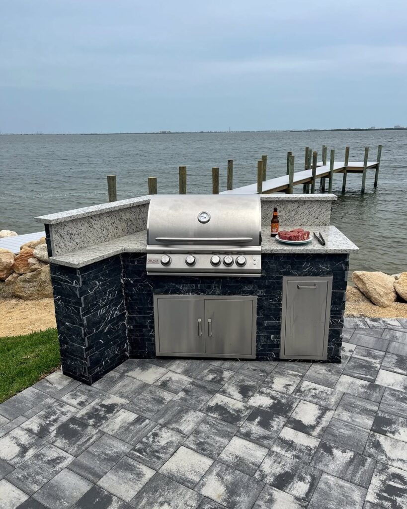 Blaze Professional Lux 34-Inch 3-Burner Built-In With Rear Infrared Gas Grill