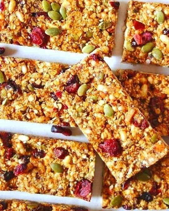 Snack Smart: Granola Bars That Hit The Spot 1 Colorful Granola Bars For Perfect Snacks