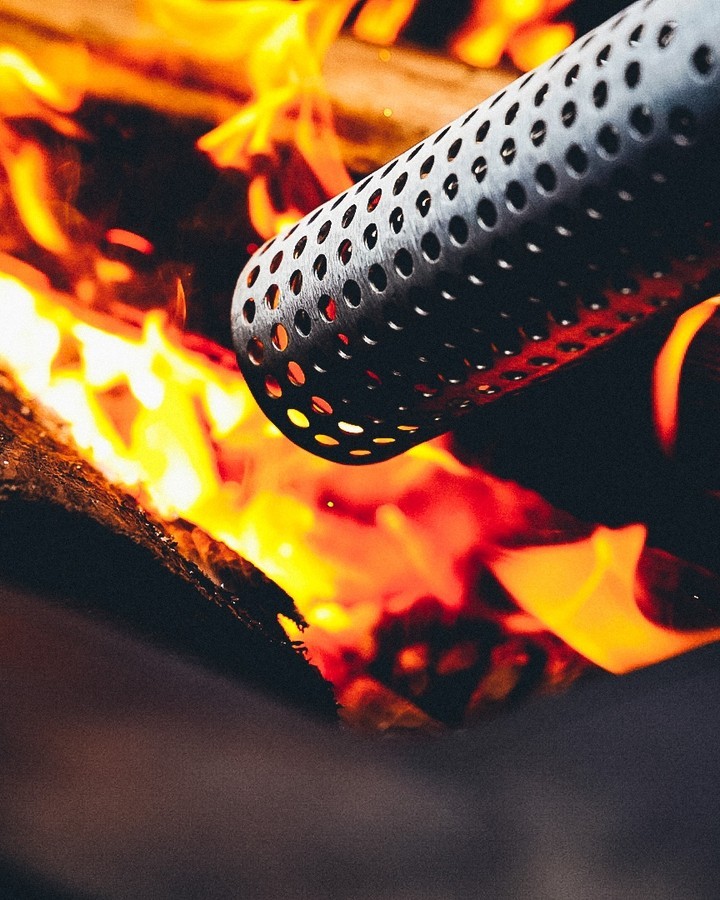 Fire Starter For Wood-Fed Grills