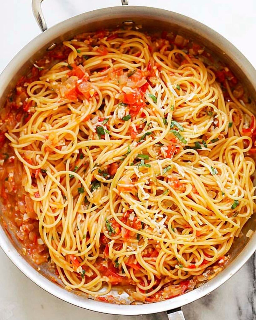 One-Pot Creamy Tomato Pasta