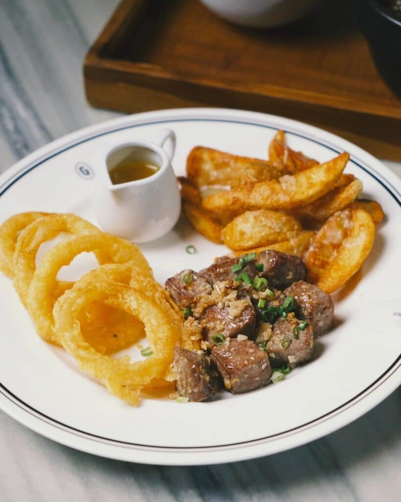 Cubic Garlic Beef Tenderloin