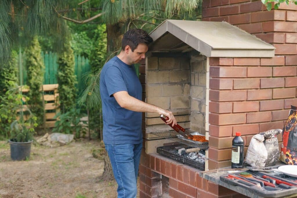 Diy Backyard Charcoal Grill