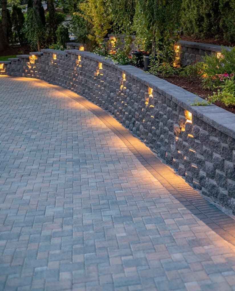 Hardscape Wedge Lights For Retaining Walls
