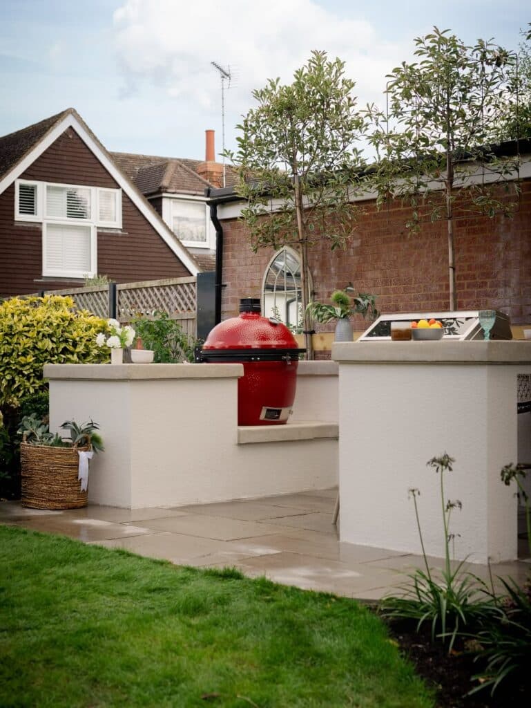 Outdoor Kitchen For Small Spaces