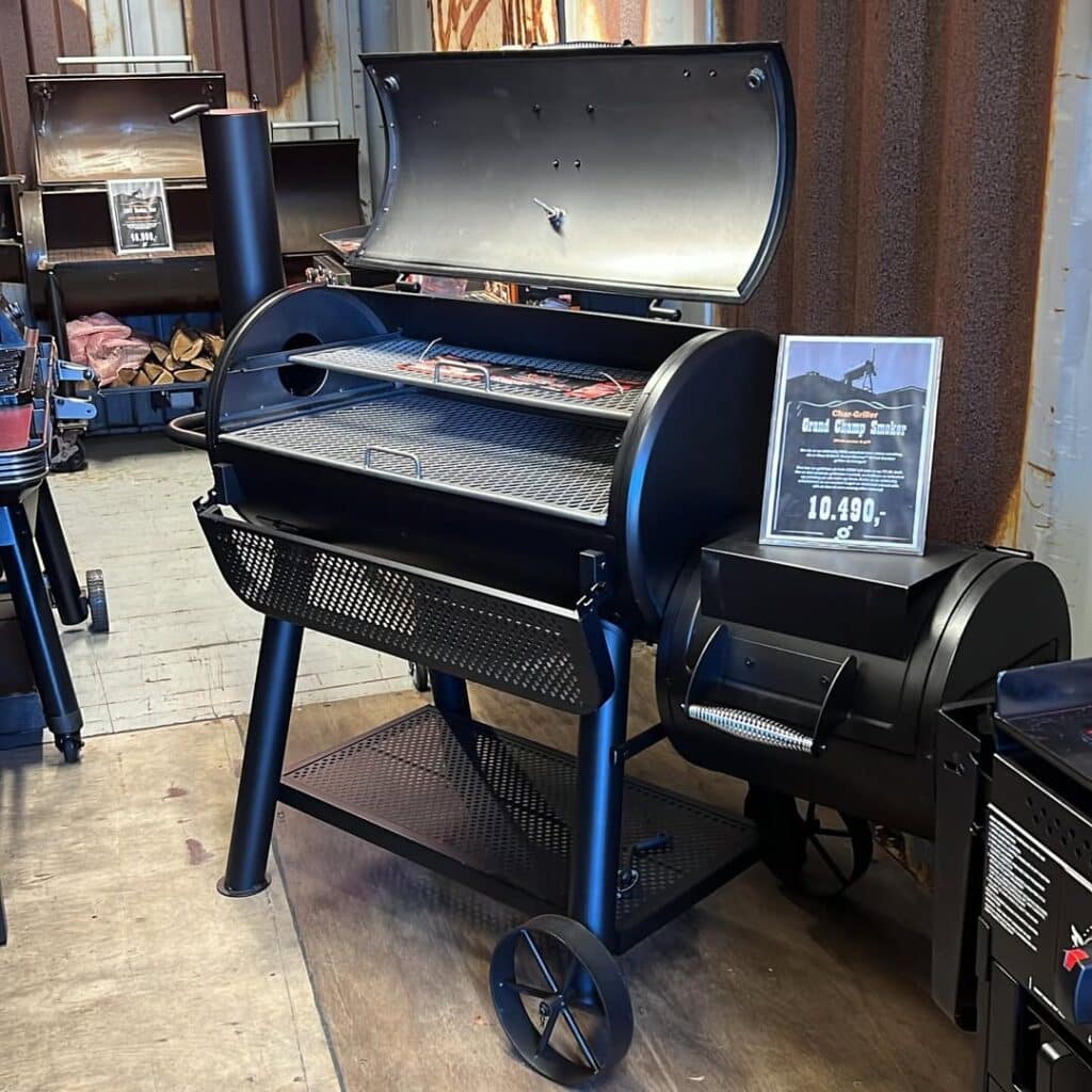 Char-Griller Grand Champ Offset Smoker