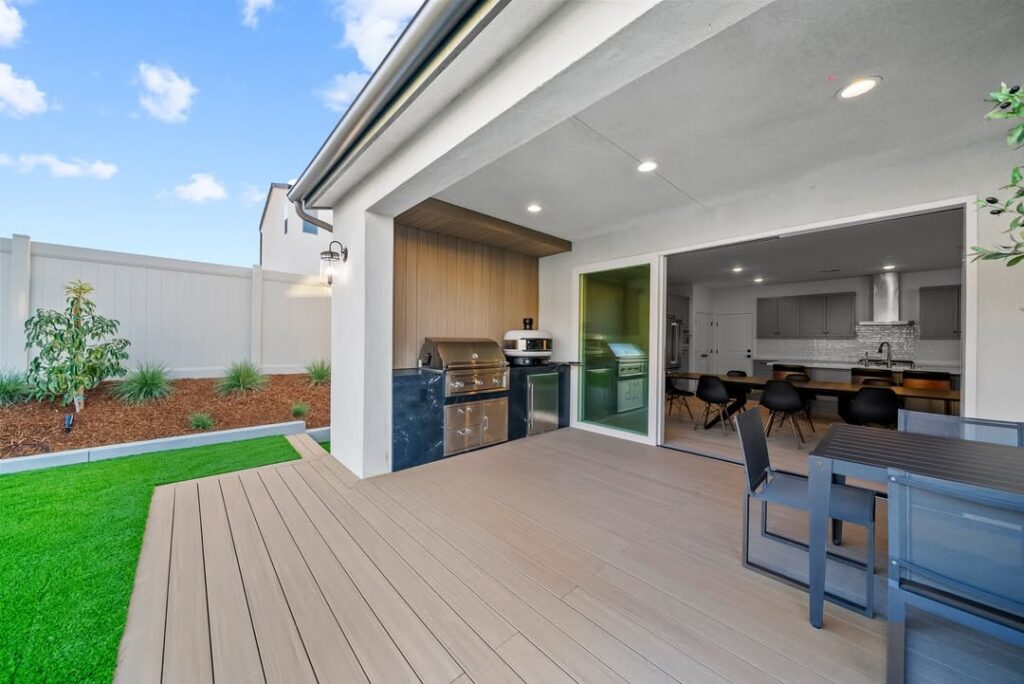 Hybrid Outdoor Kitchen