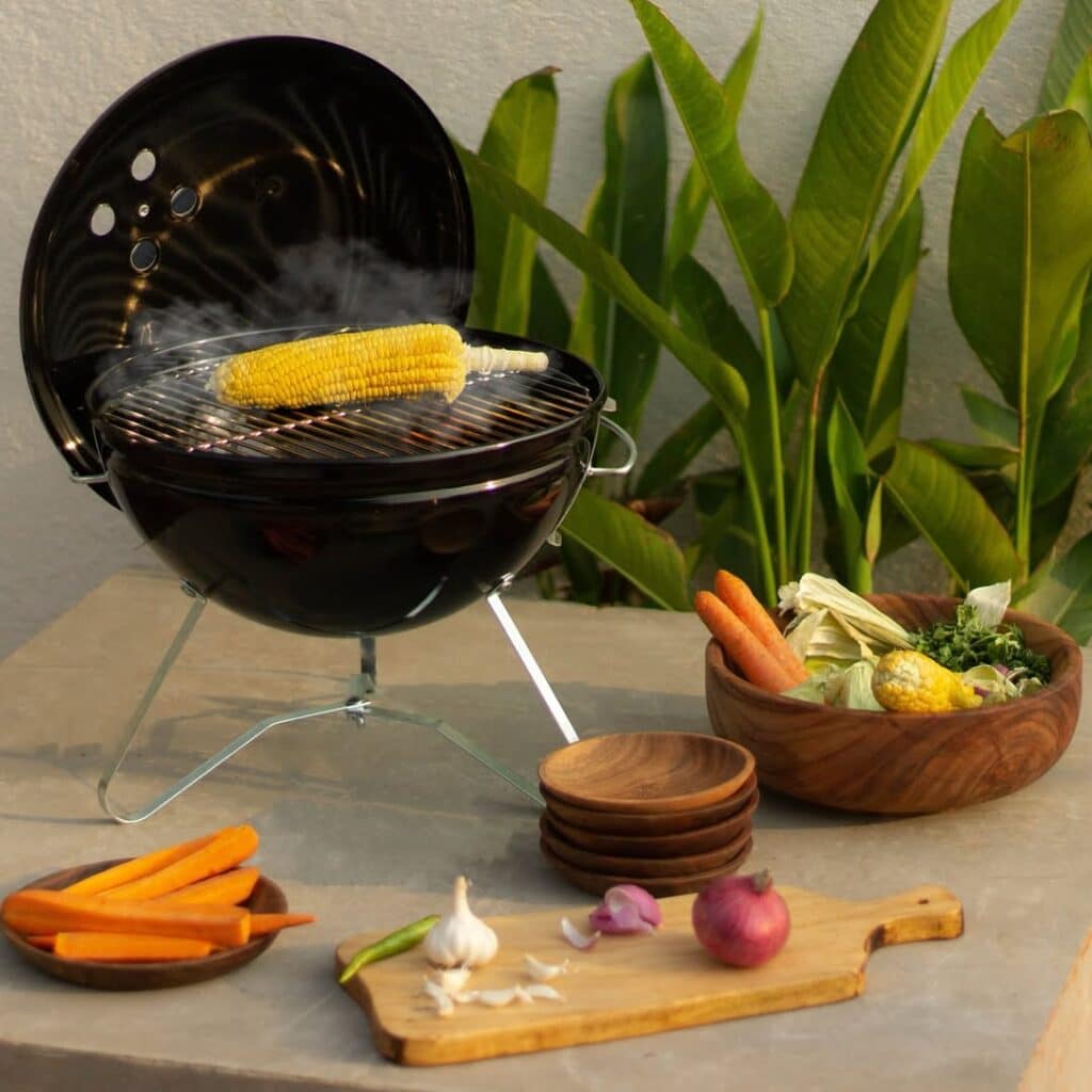Weber Jumbo Joe 