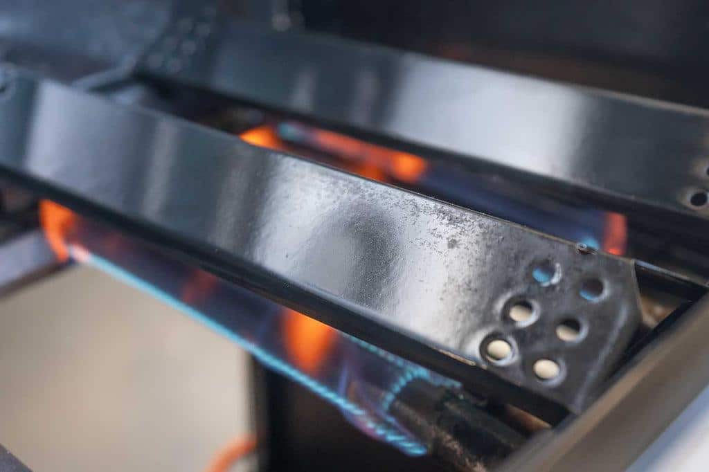 Cleaning The Gas Grill Burners