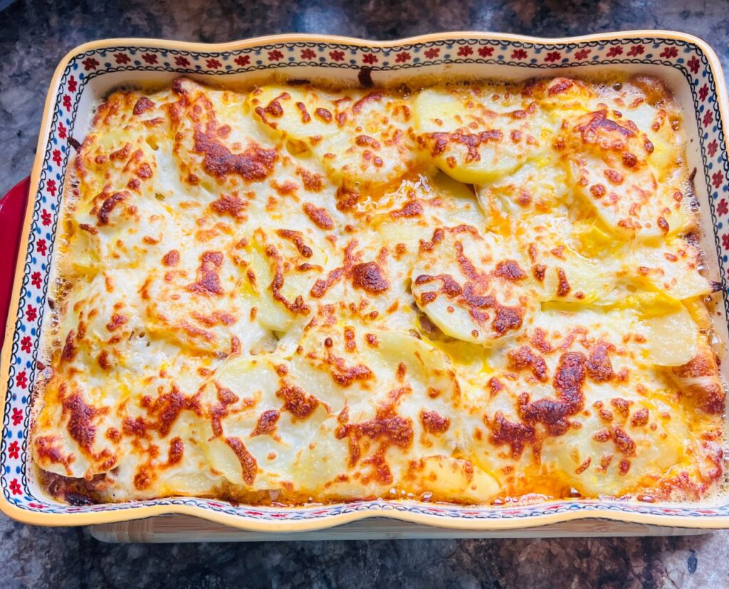 10 Cheesy, Crispy, &Amp; Comforting Breakfast Entree Recipes 1 Crispy Cheddar Hash Brown Breakfast Casserole