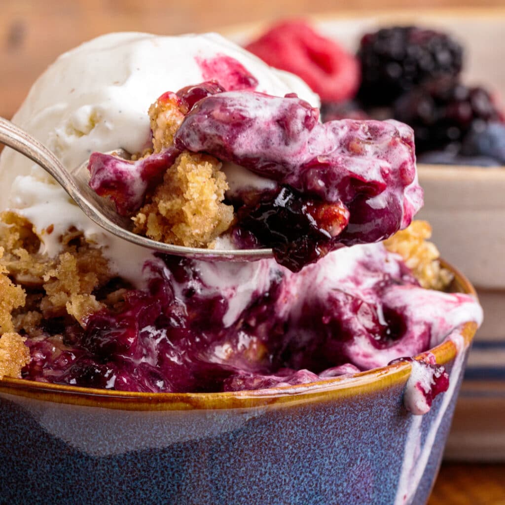 14 Gooey, Fruity, &Amp; Frozen: Epic Cookout Desserts To Try This Weekend 13 Mixed Berry Crisp