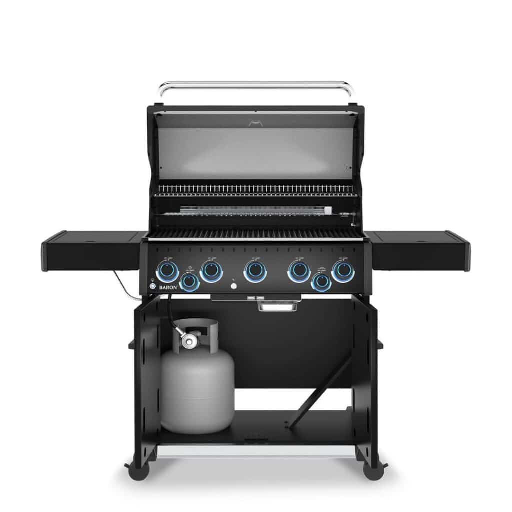 multi-burner gas grill with propane tank