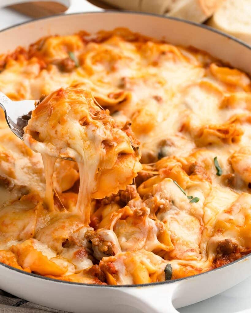 Sausage And Pepper Tortellini Bake