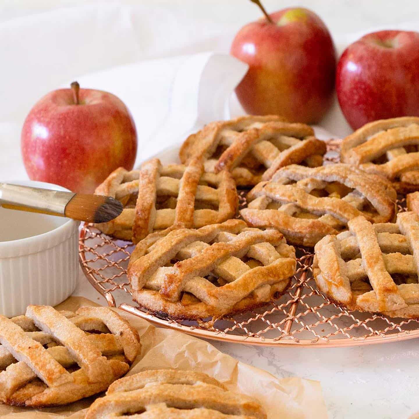 smoked apple pie with cheddar crust