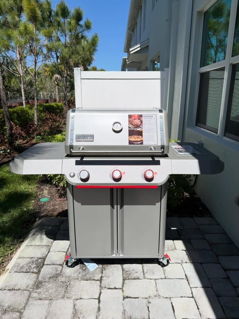 Weber Genesis E-325S