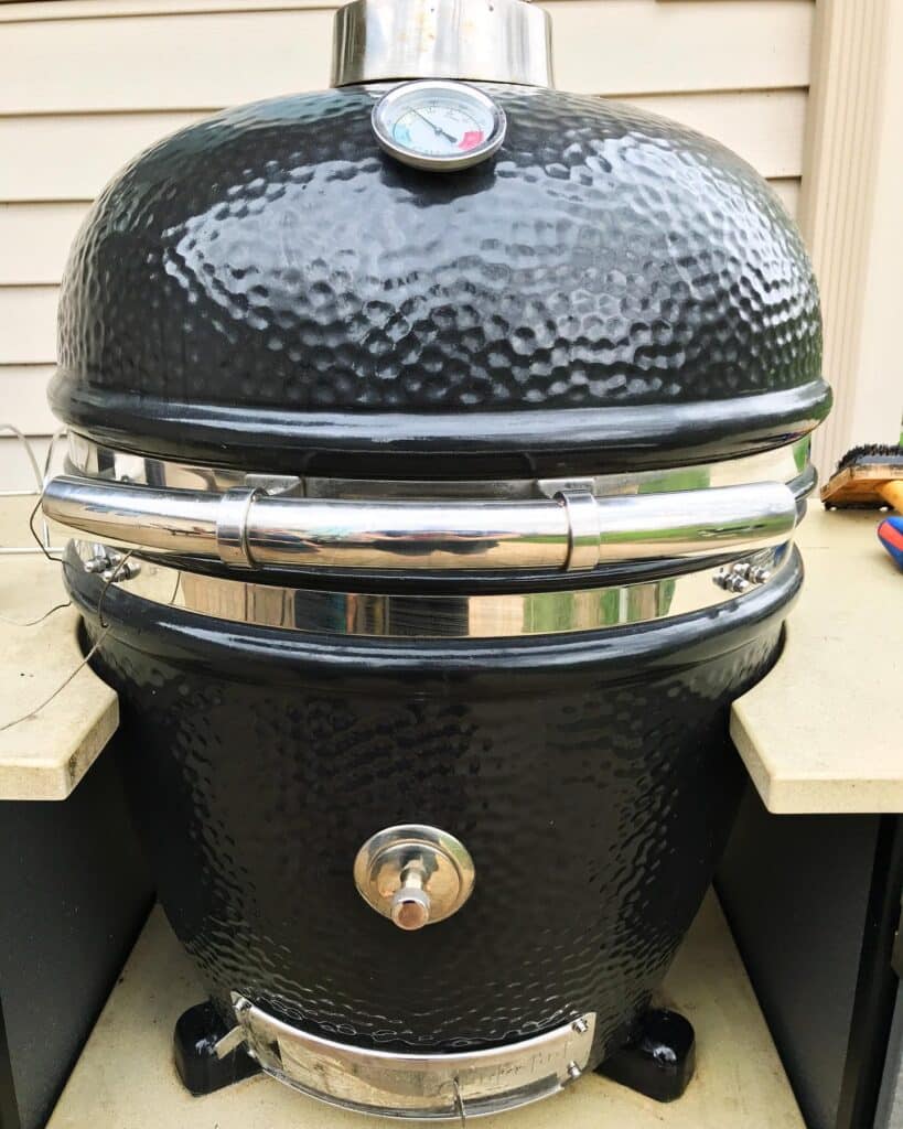 Sunjoy Charcoal Grill 20-Inch Kamado Grill Outdoor Egg Grill With Pizza Stone: Full Review 4 Cleaning And Maintaining Your Kamado Grill