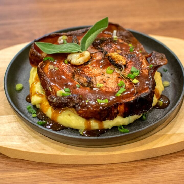 Juicy Mustard-Glazed Pork Chops Recipe
