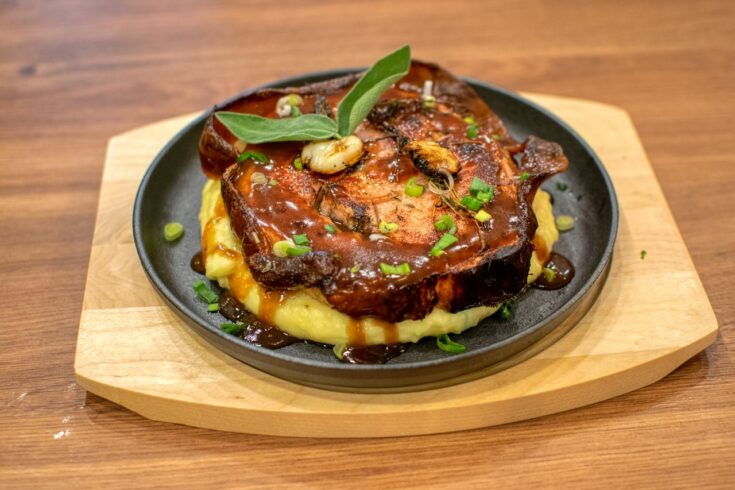 Juicy Mustard Glazed Pork Chops Recipe