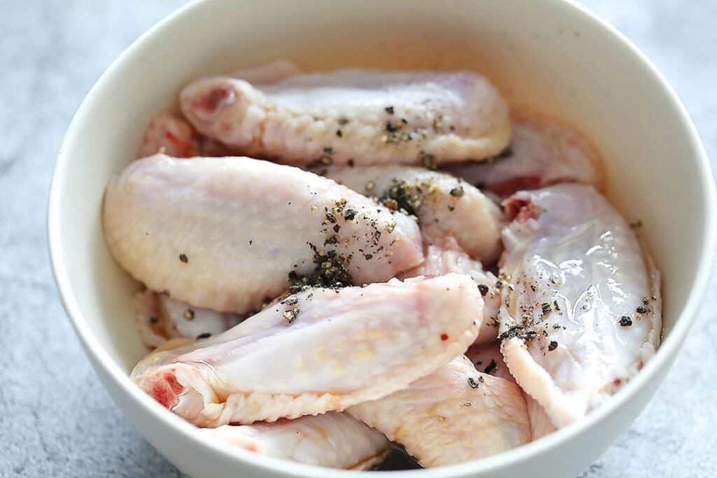 Raw Chicken Wings For Hot Smoked Chicken Wings