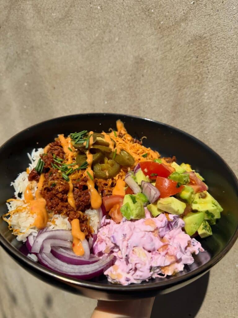 Spicy Chipotle Steak Taco Salad