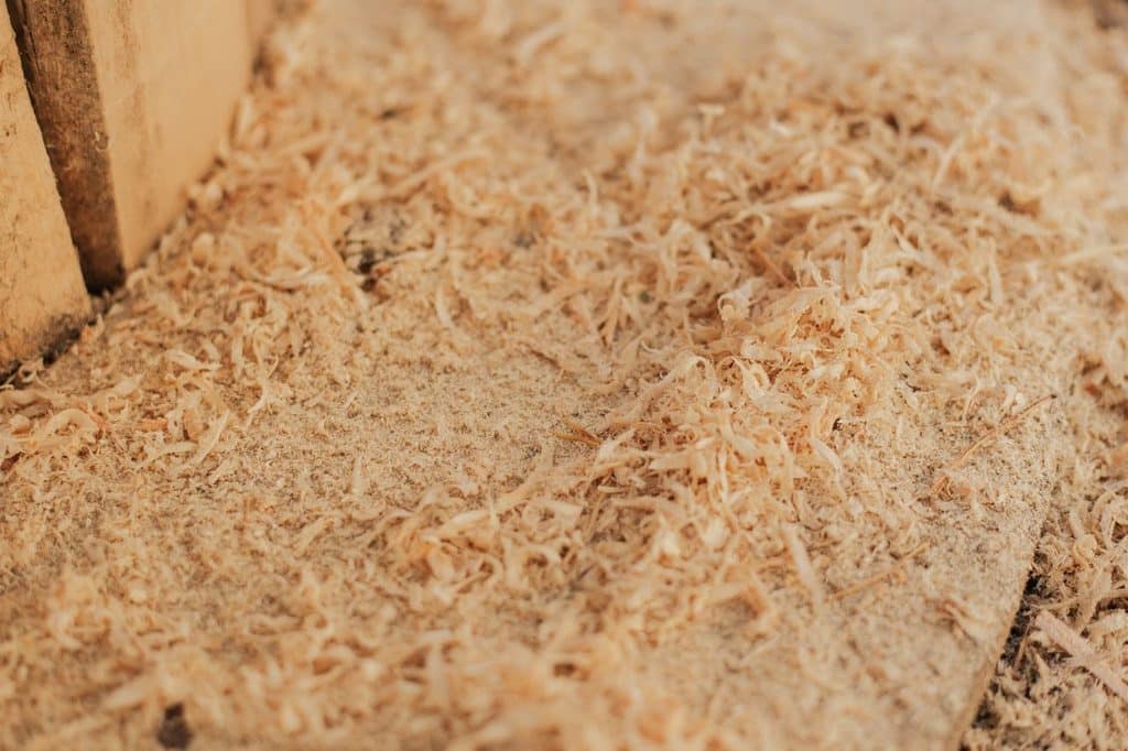 Bark Dust And Sawdust In The Smoker