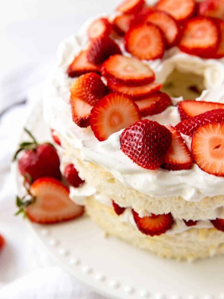 Grilled Angel Food Cake With Strawberry Puree Recipe