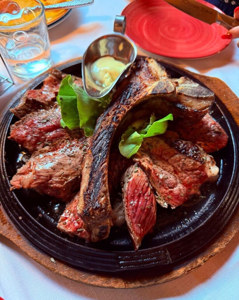 Slice And Serve Steak Florentine