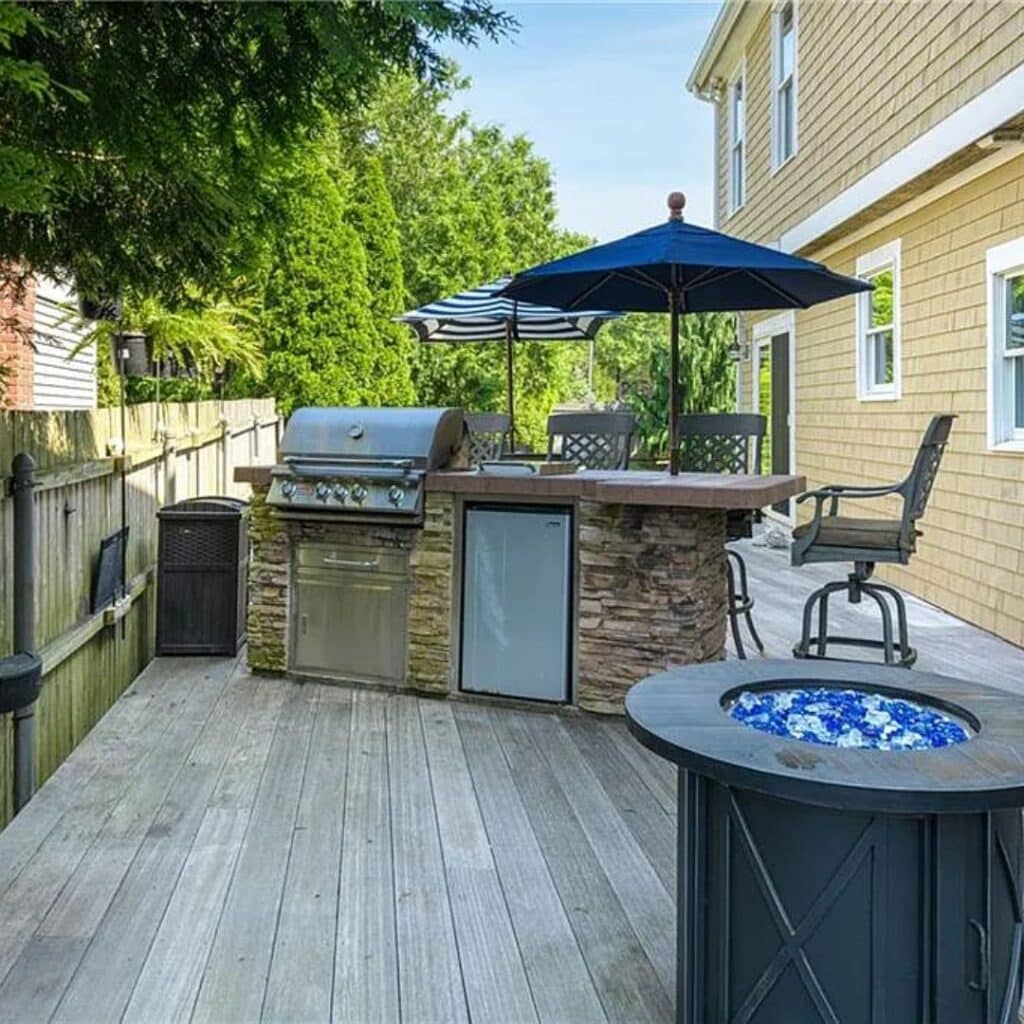 Small Outdoor Kitchen Island For A Compact Patio