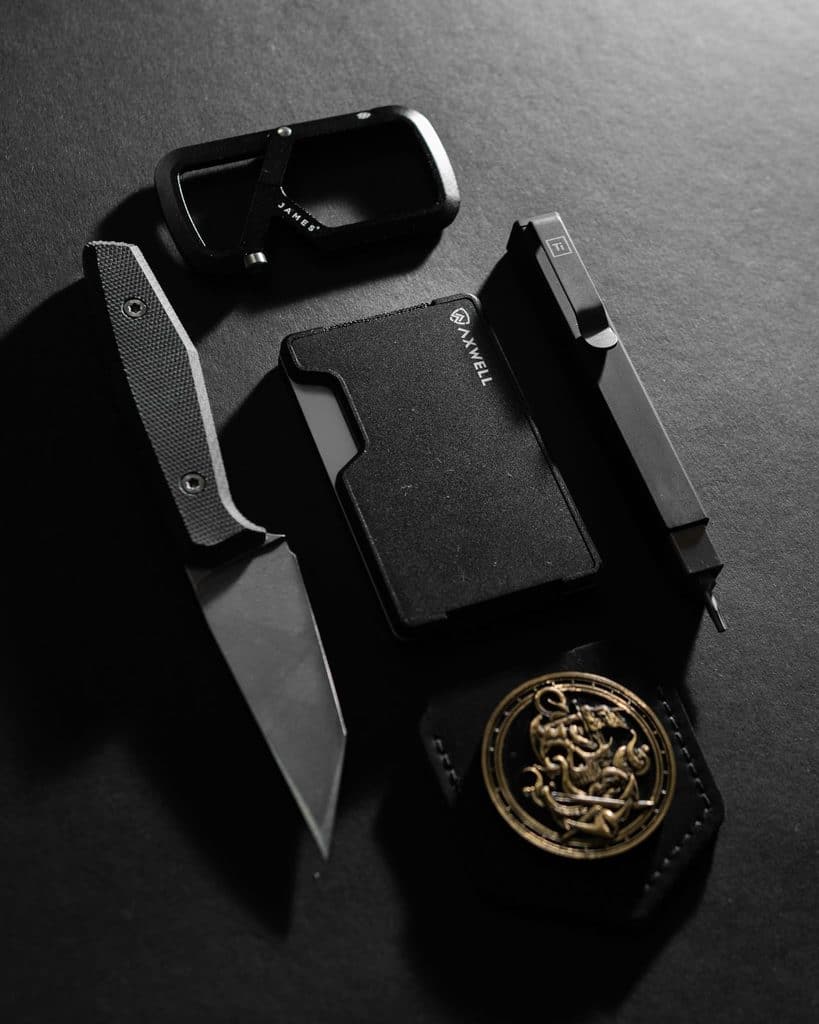 The Microtech Continental Cypher