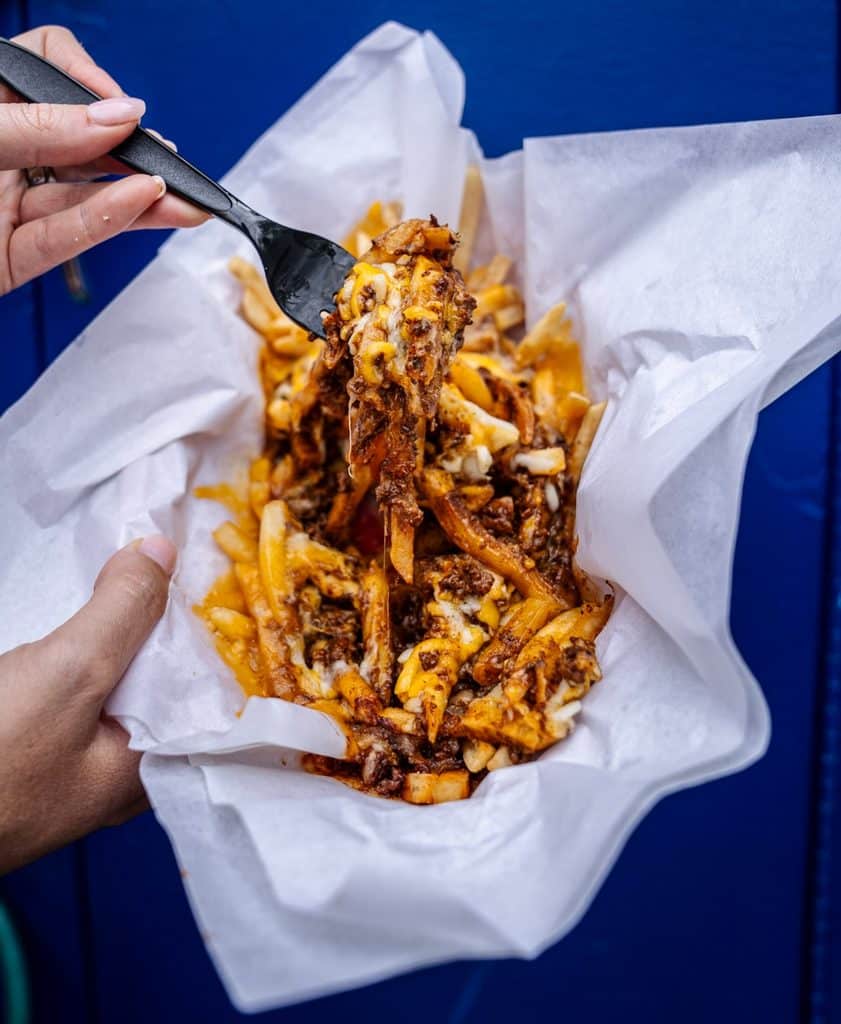 15 Easy Tailgate Food Crowd Pleasers That Are Guaranteed To Score 11 Chili Cheese Fries