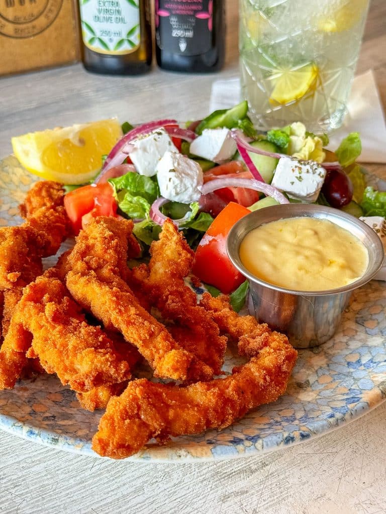 Crispy Chicken Strips With Alabama White Sauce