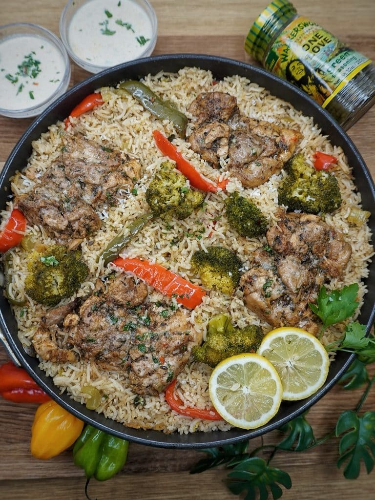 No Time? No Problem! Make These 14 Fast Dinner Recipes 1 One-Pan Garlic Chicken