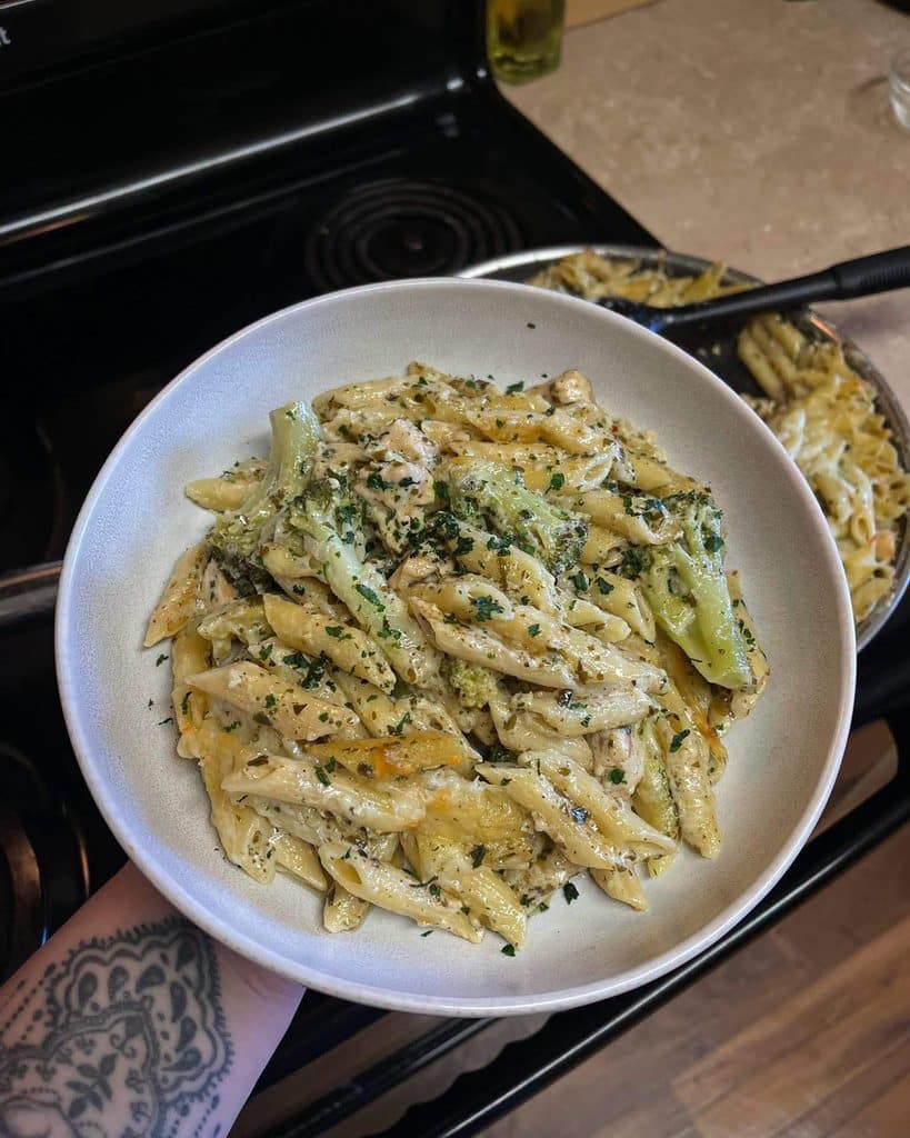 No Time? No Problem! Make These 14 Fast Dinner Recipes 12 Pesto Chicken Pasta