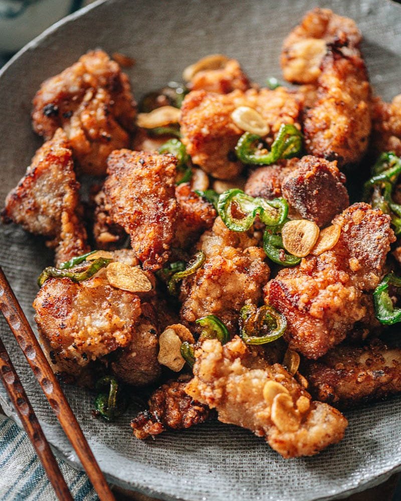 Restaurant-Style Salt And Pepper Pork Chops 