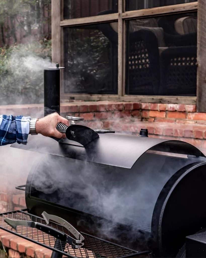 Oklahoma Joe’s Highland Classic Bbq: Low &Amp; Slow On An Offset Smoker 2 Smoker Releases Lots Of Smoke