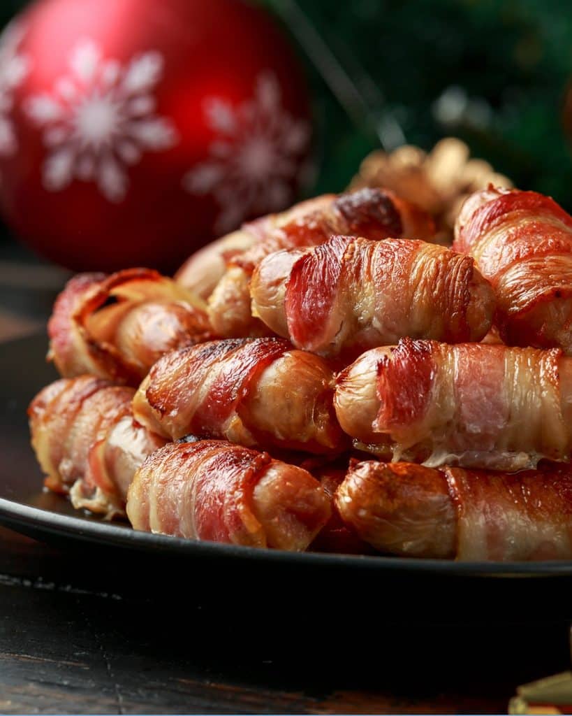 Three-Ingredient Pigs In A Basket