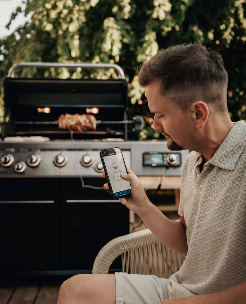 Pros And Cons Of The Broil King Regal Pellet 500 