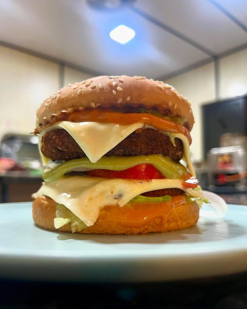 Backyard Burgers That Mean Business 1 The Science Of A Superior Burger